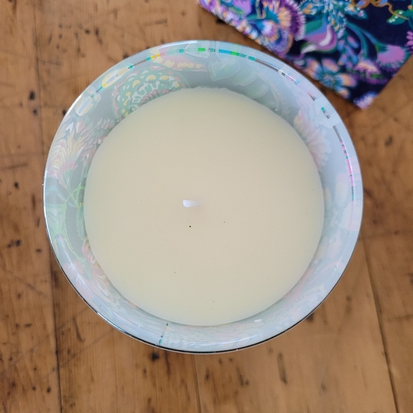 Lilly Pulitzer High Tide Navy Scented Candle New - Picture 3 of 5